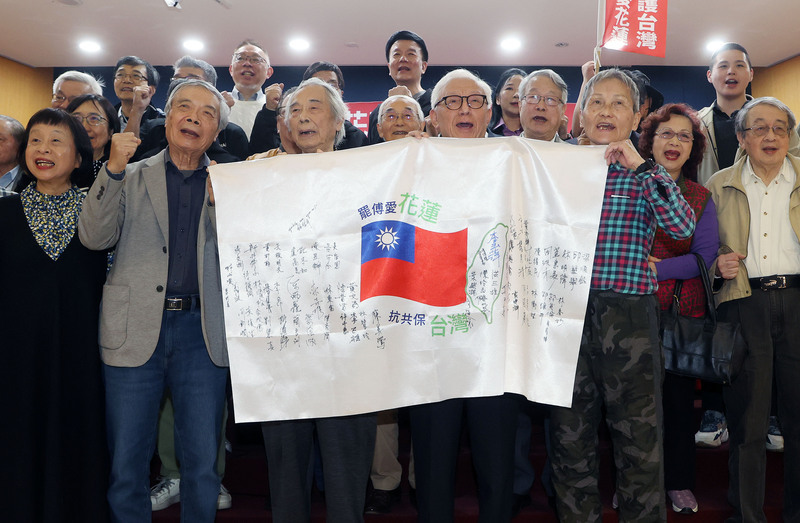 批傅崐萁在立院帶頭做骯髒事 葉春蓮：不學無術、胸無點墨