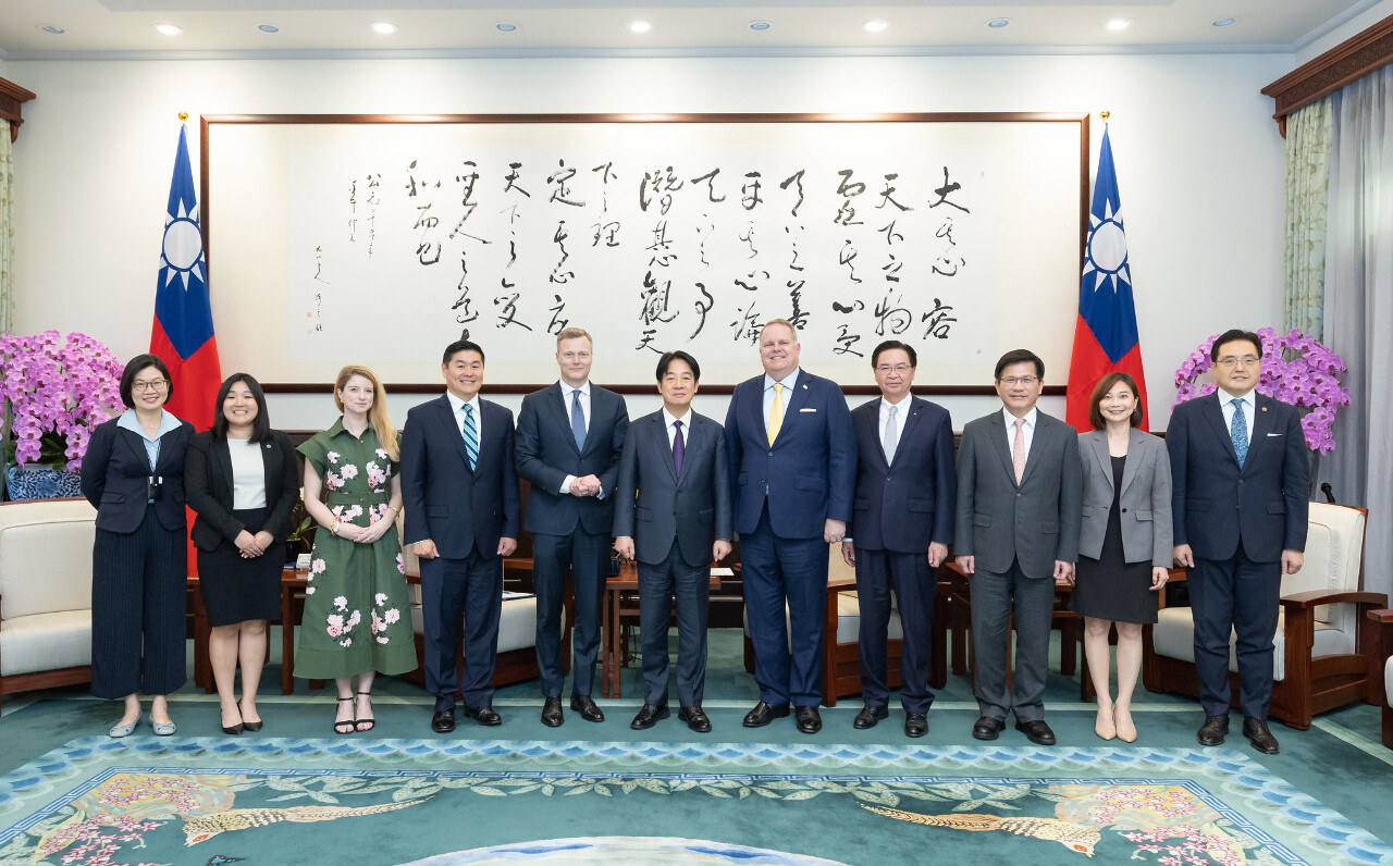 接見美智庫訪團 賴總統盼與美從軍售邁向共同研發