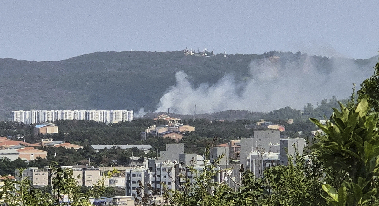 南韓海軍巡邏機墜毀浦項山區 機上4人生死未明