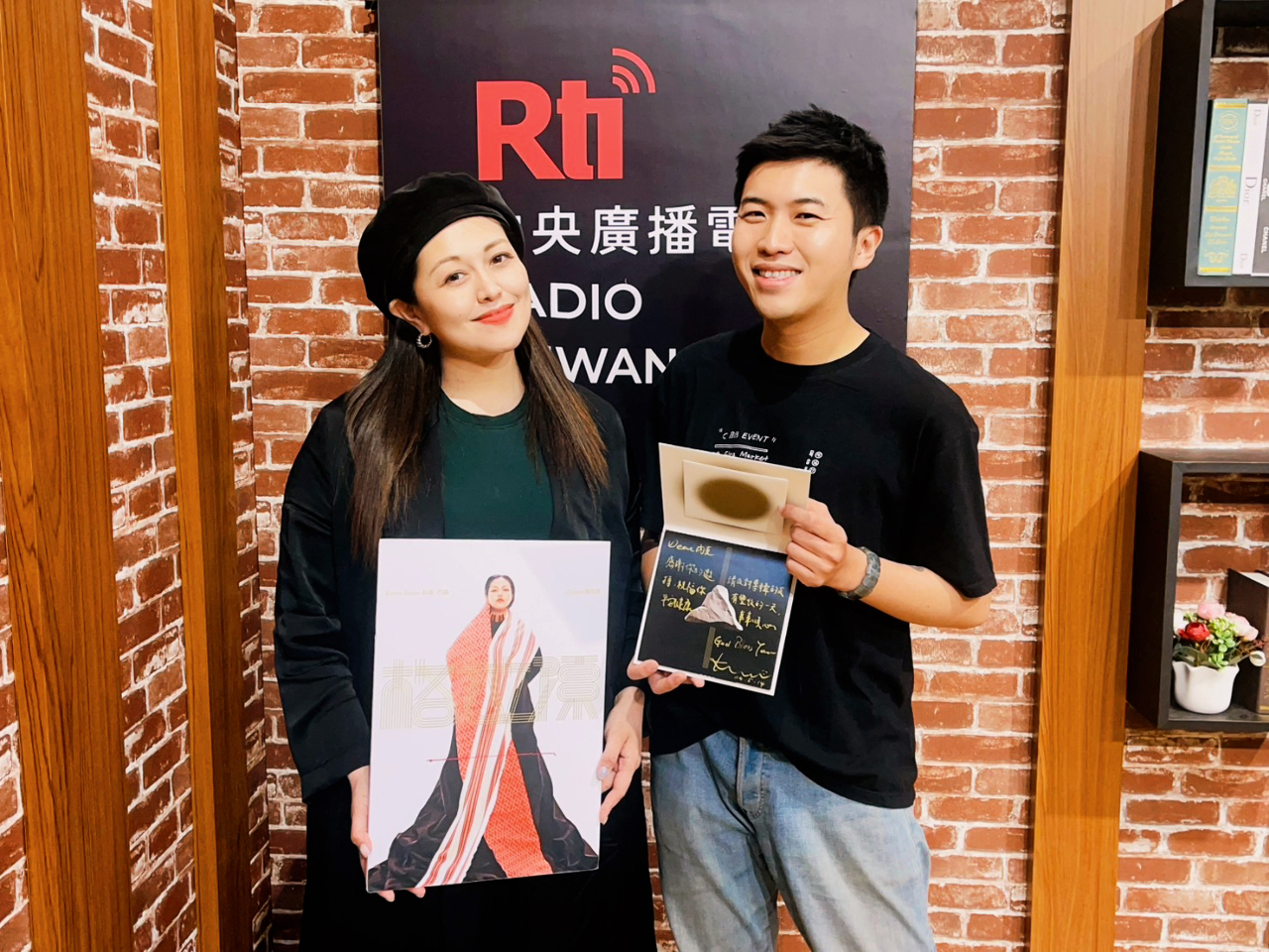 專訪Kumu Basaw姑慕·巴紹：將20年的養分，編織成一首首祝福