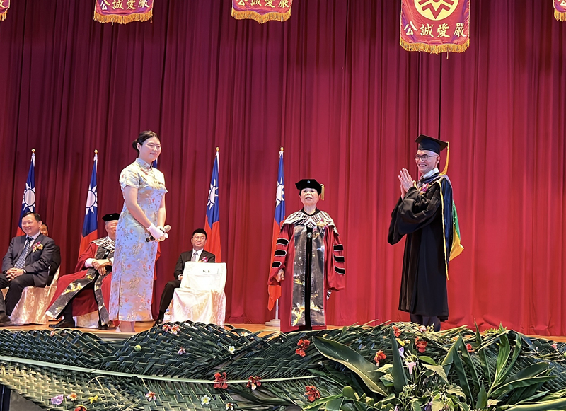 獲頒台東大學名譽博士&nbsp; 陳樹菊：勉勵學生要有自信