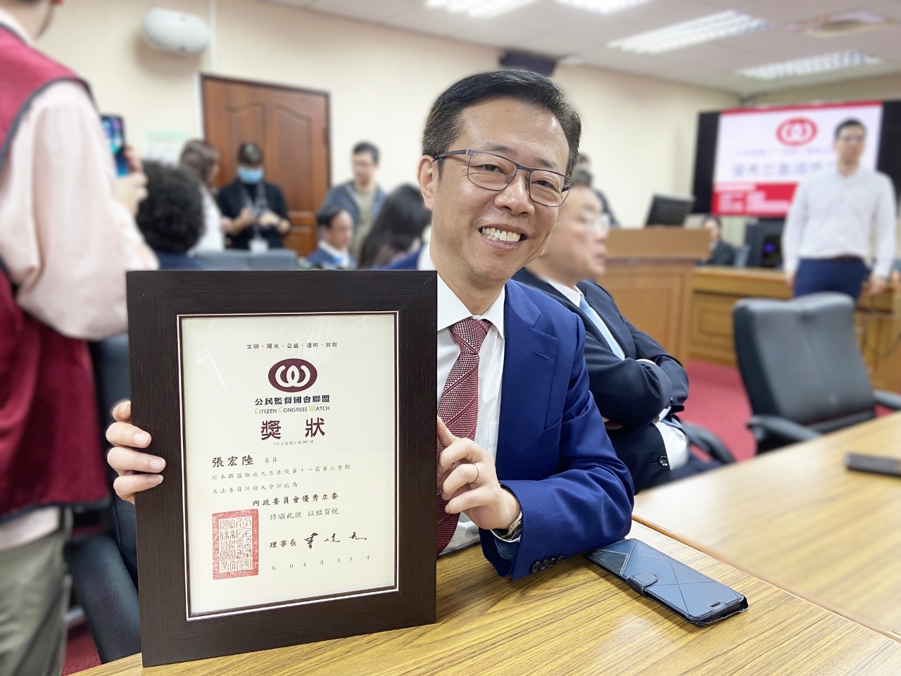 罷團二階不送件 張宏陸：續為地方打拚
