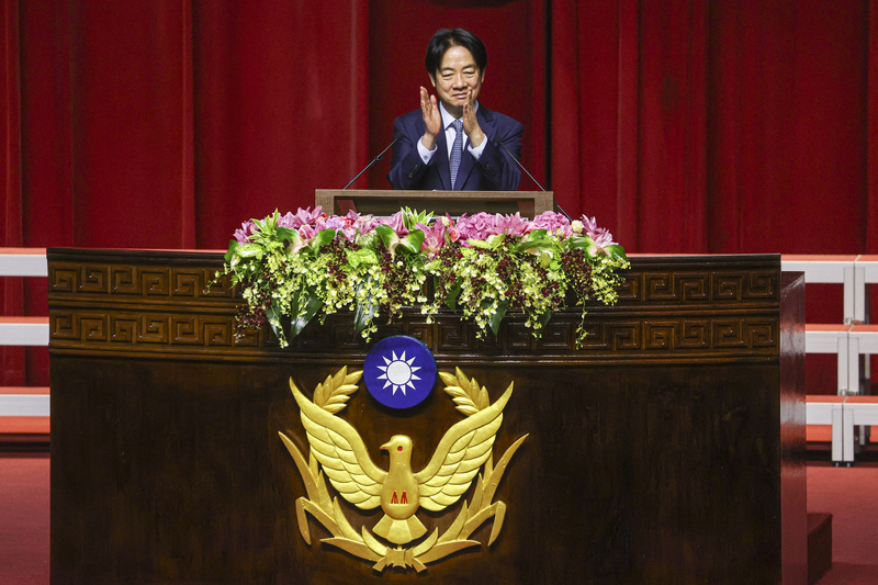 出席警專畢業典禮 總統期許合作推動全社會防衛韌性