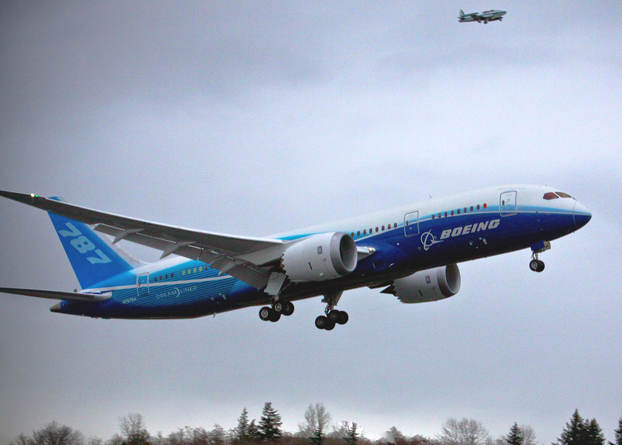 印度航空787夢幻客機墜毀 波音盤前股價重挫8%